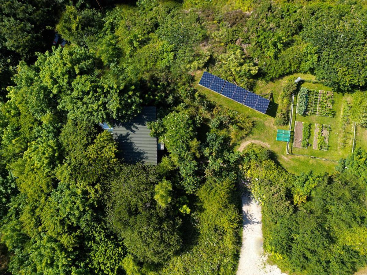 Holiday home The Hyde- Secret Hide Away, Near The Beach. *