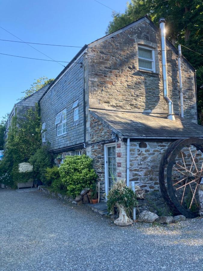 Guest house Bissick Old Mill Truro
