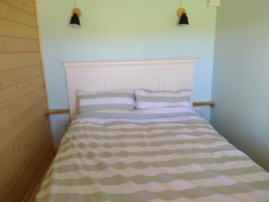 Cosy For Two Chalet *
