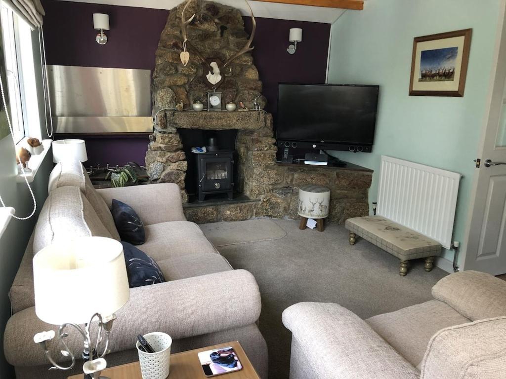 The Cottage, Cox Hill House, Cox Hill, Chacewater, Tr4 8ly