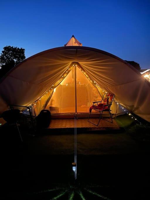 Cox Hill Glamping Badger