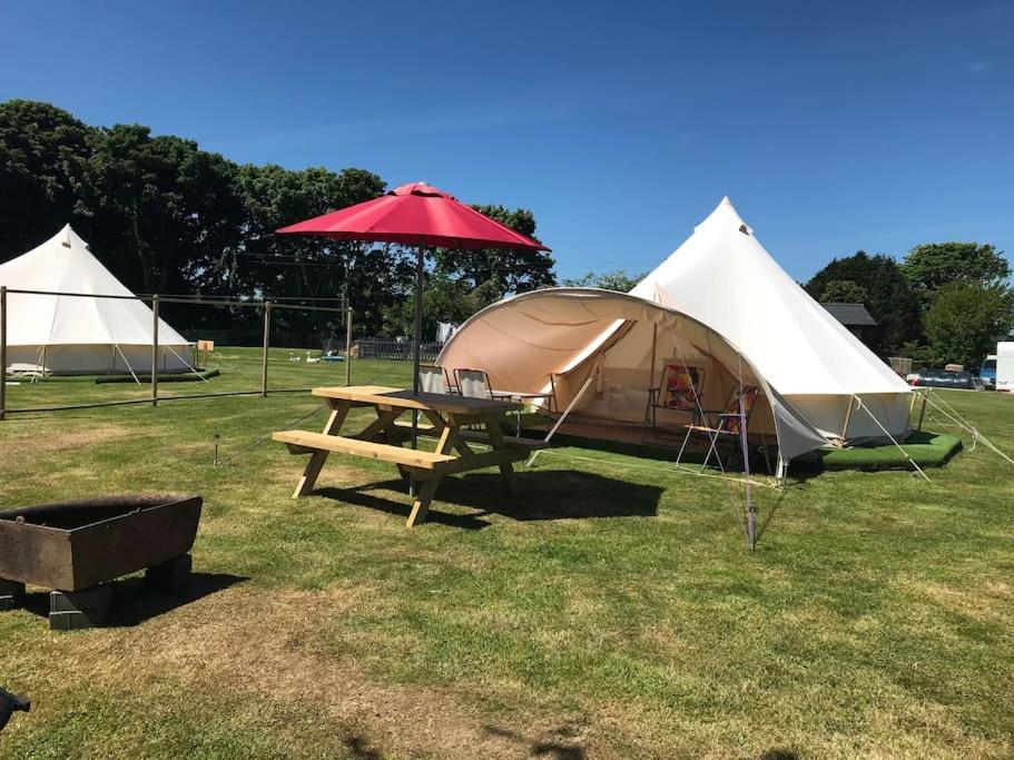 Cox Hill Glamping Badger Luxury tent Truro