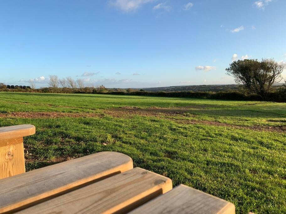 New! With Hot Tub, Wood Burner And Fab Views Truro