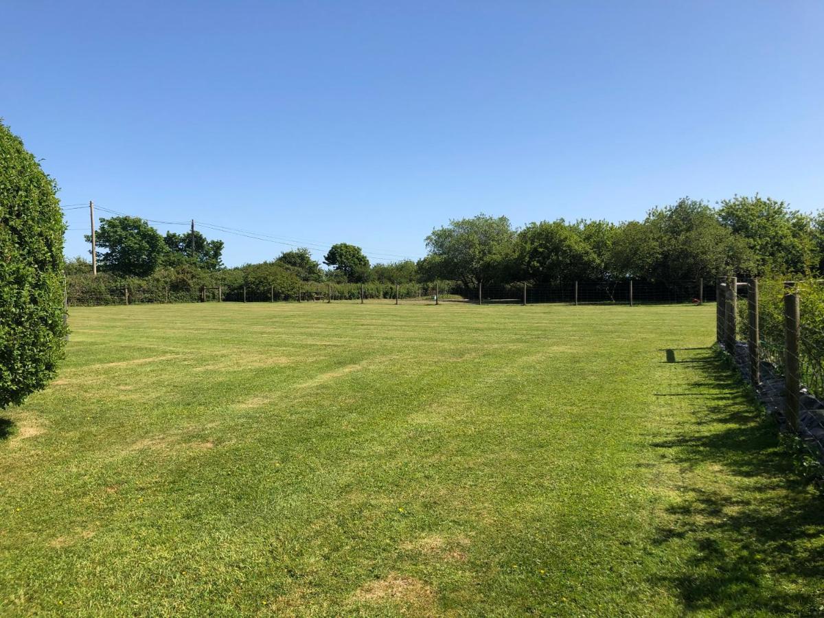 Large Family House - Sleeps 10. Location. 15 Mins From Coast. Holiday home *