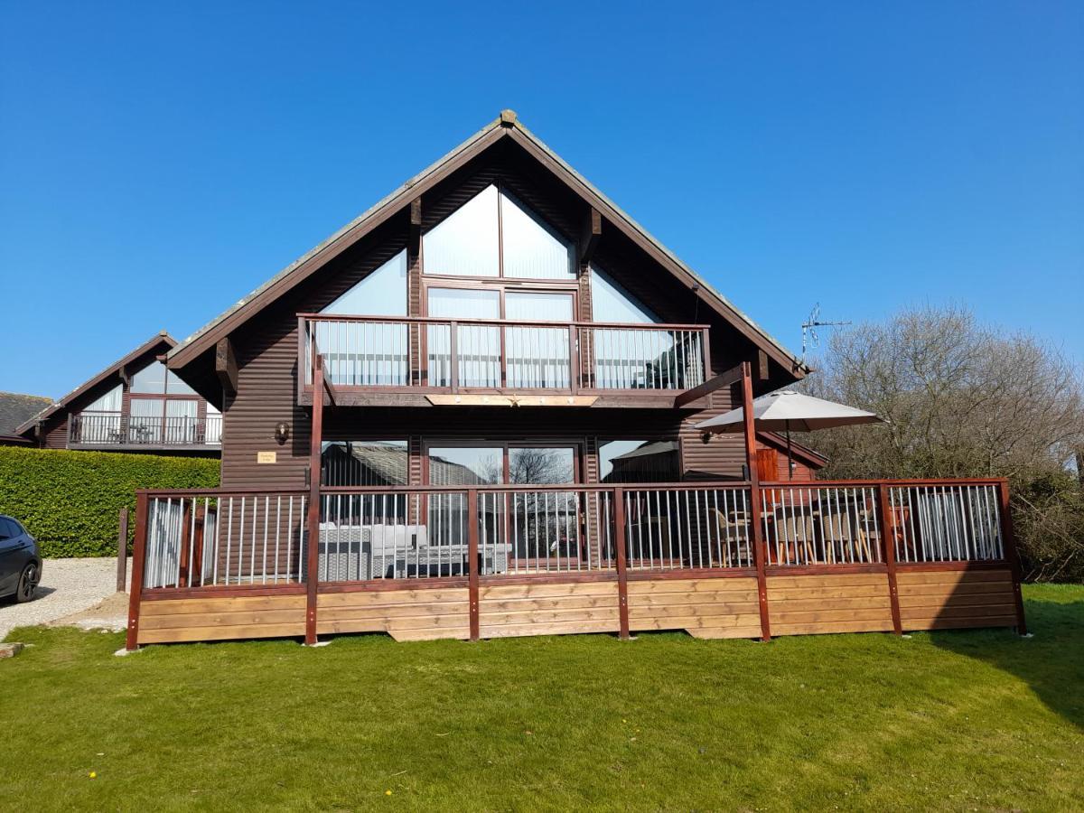 3 Bed With Ev Point Holiday home Truro