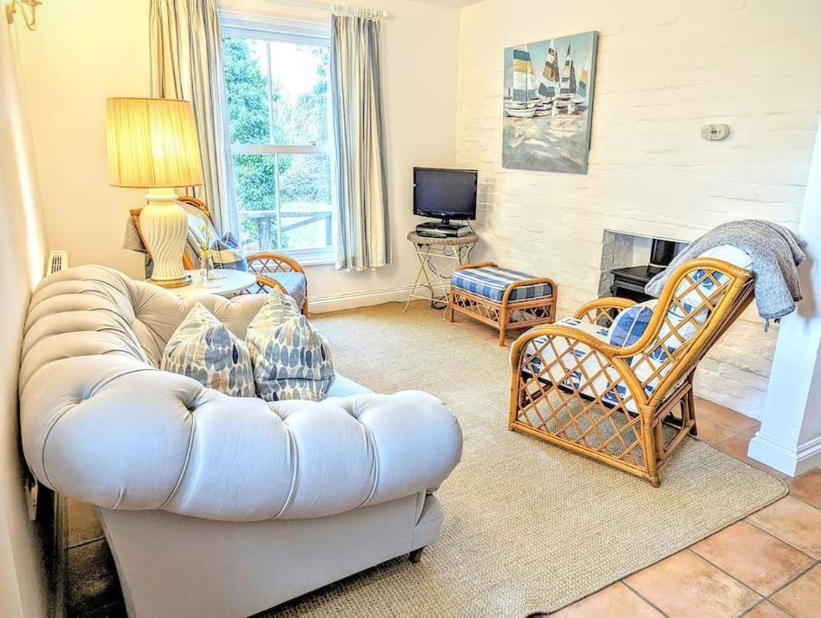Romantic Secluded Hideaway In Cornwall