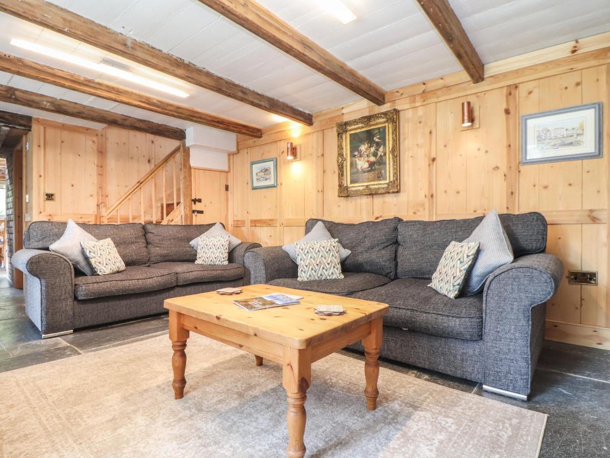Holiday home Trewince Manor