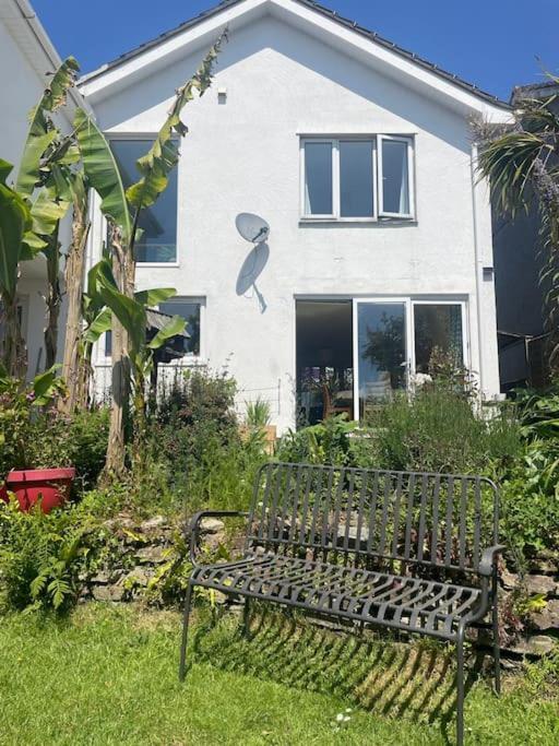 Holiday home Stunning, Modern And Spacious House - Truro