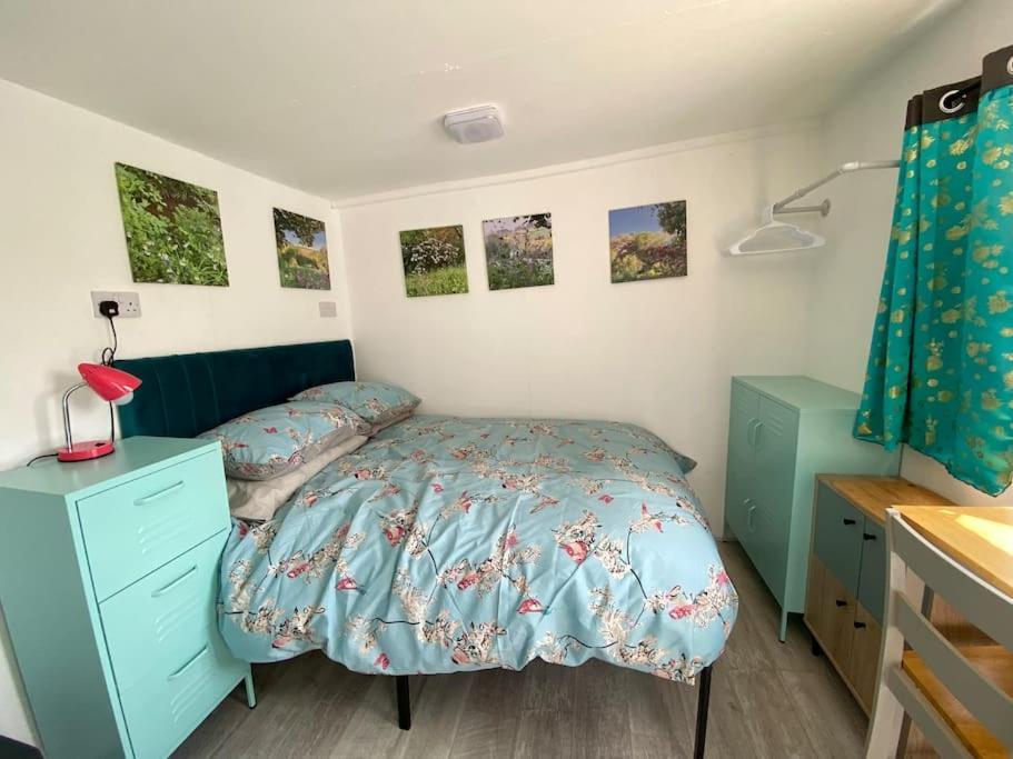 Apartment Garden Retreat