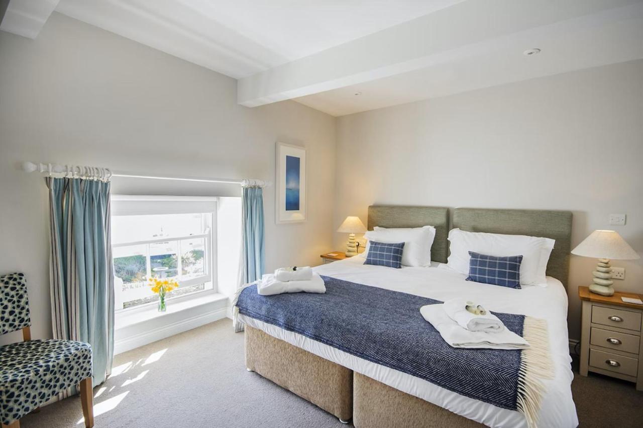 Plume Of Feathers Bed & Breakfast