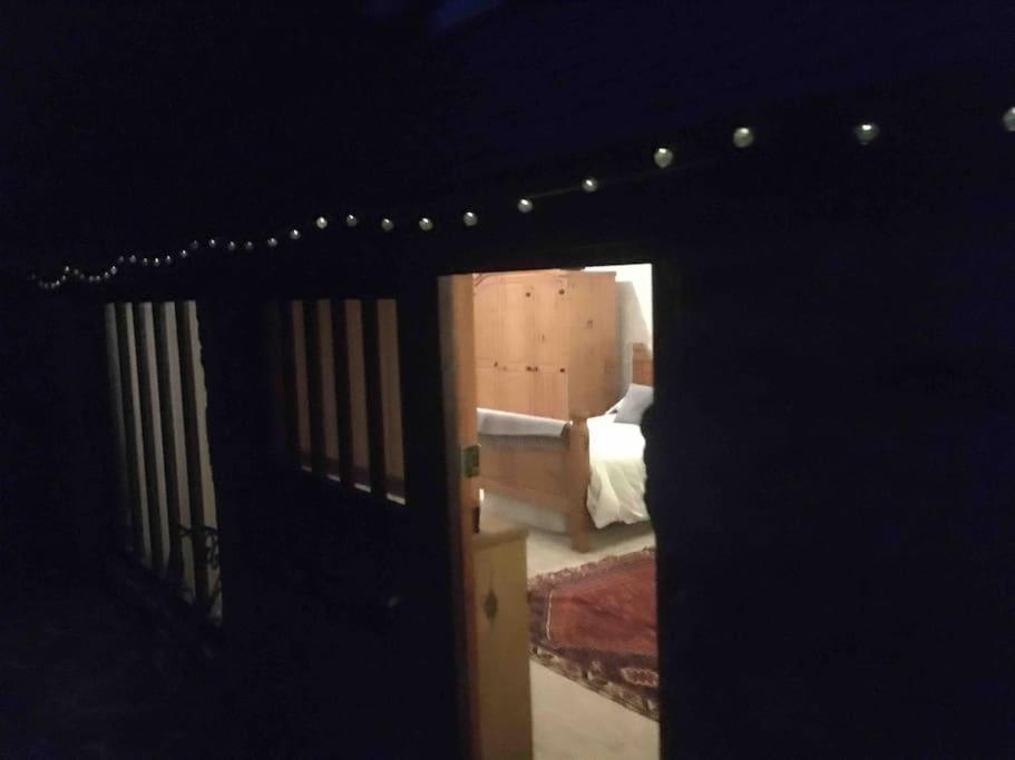 Cozy, Open Plan Barn With Log Burner Apartment *