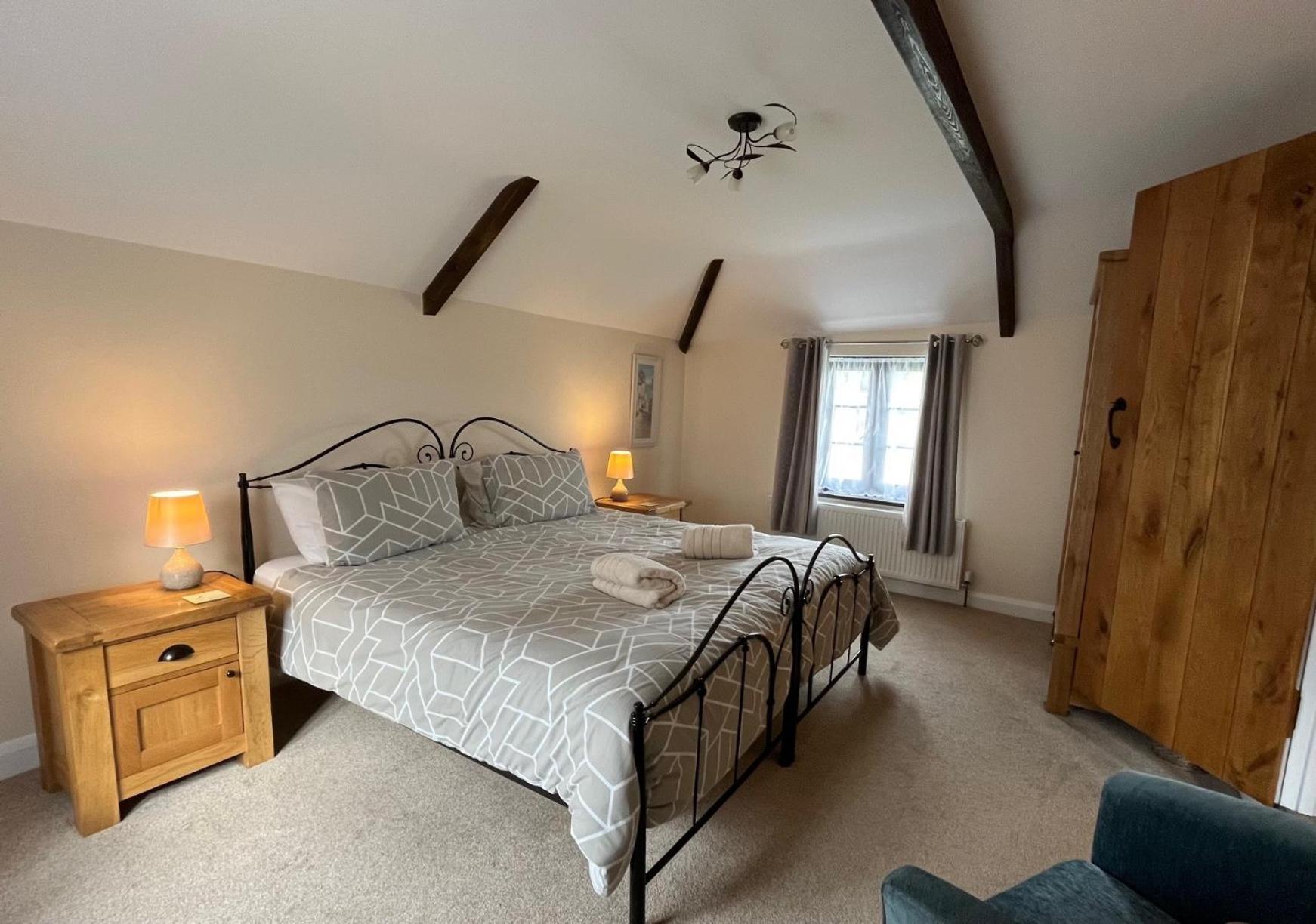Maple & Beech Barns Apartment Truro