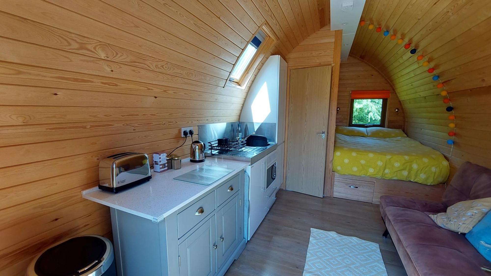 Cedarwood Holidays *