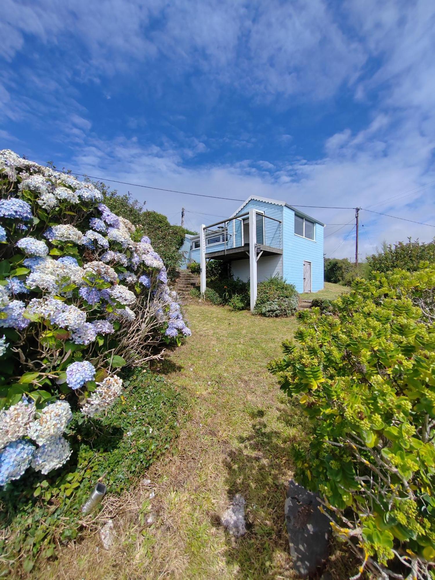 Unique Coastal Detached Holiday home Truro