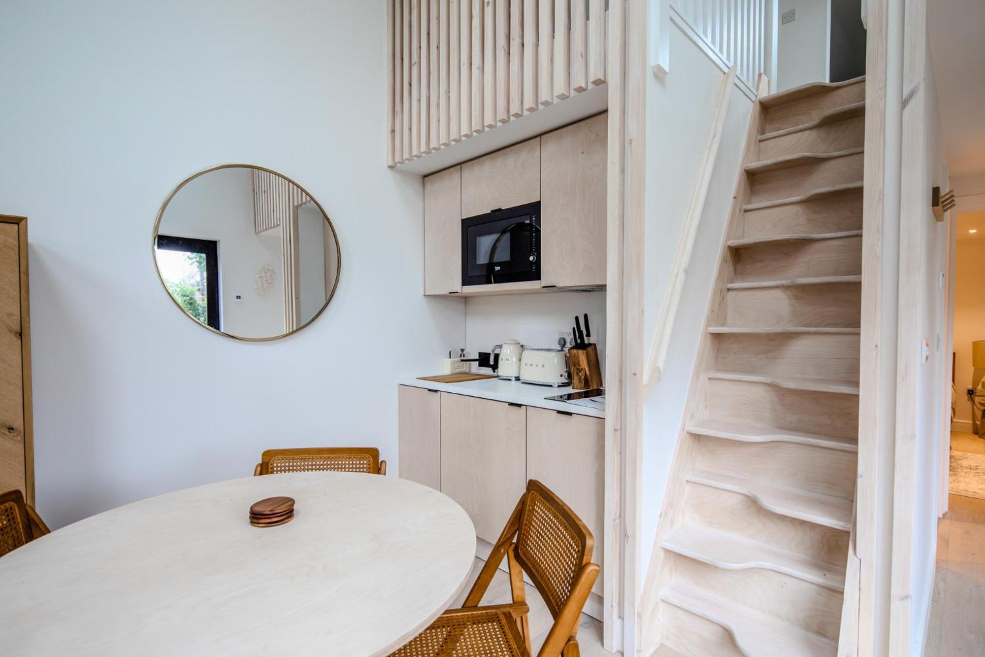 Lowen Tree House