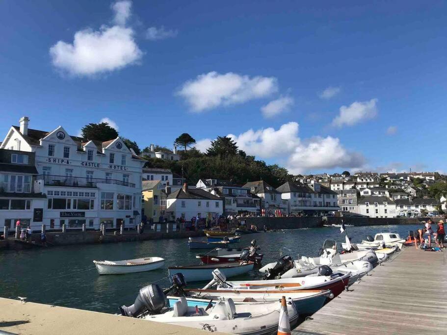 The At Camels: Idyllic On The Roseland * Truro