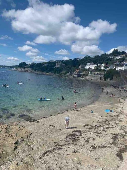 Holiday home Gorgeous 3 Bed House With Sea Views And Hot Tub