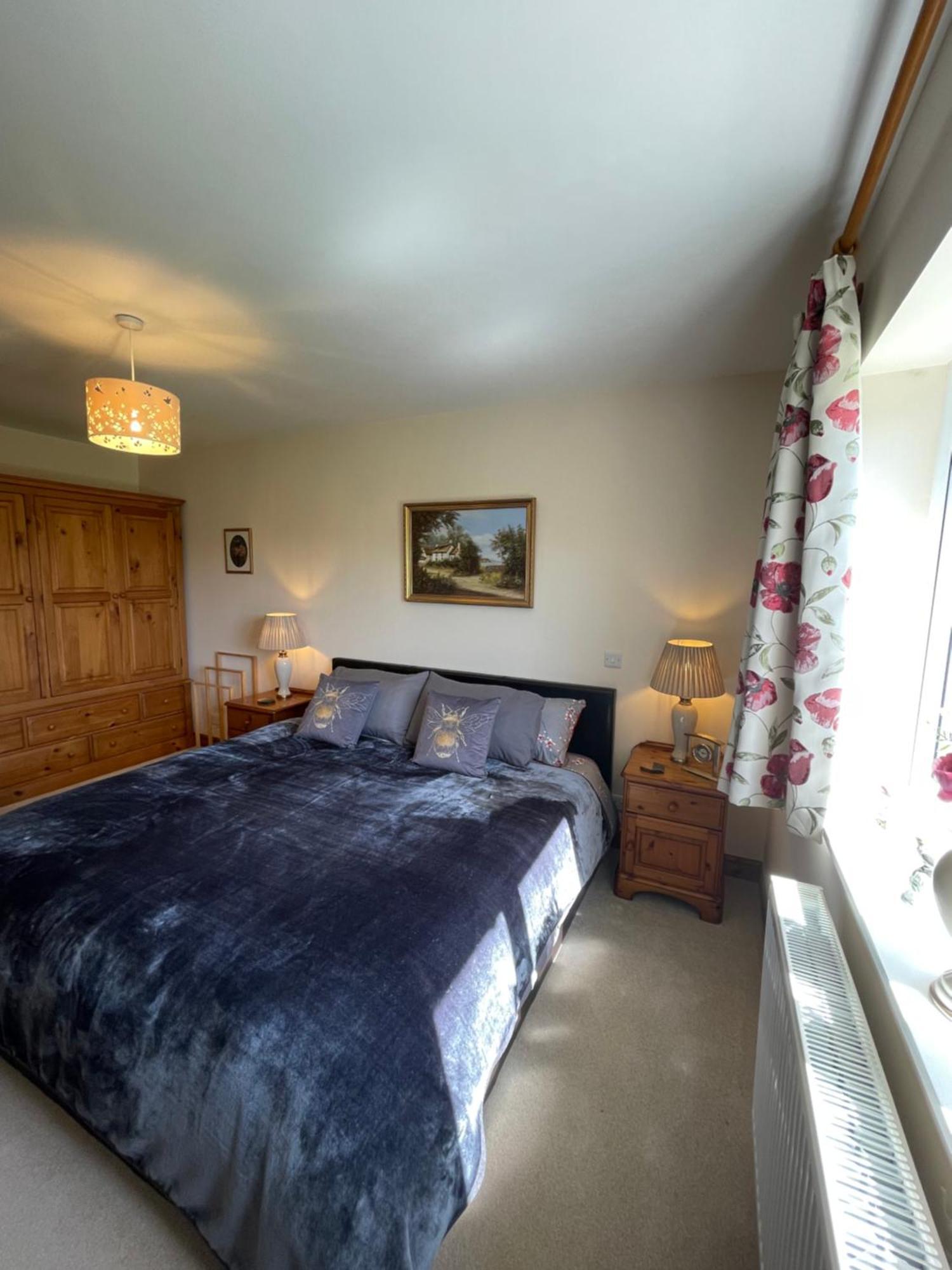 Honeycomb - A Quiet, Charming, Cosy Retreat In The Countryside Only 2 Miles From One Of Cornwall's Beaches Holiday home Truro