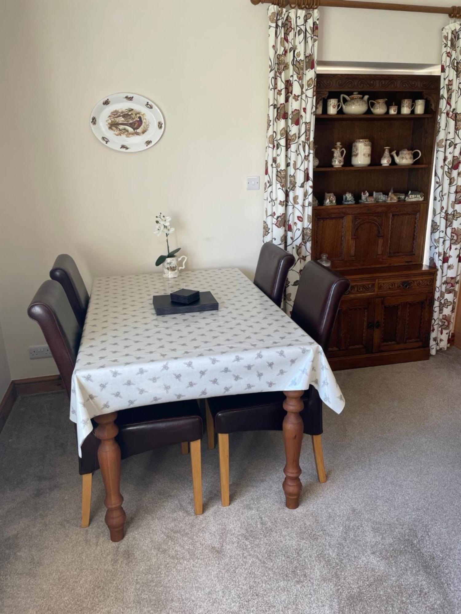 Honeycomb - A Quiet, Charming, Cosy Retreat In The Countryside Only 2 Miles From One Of Cornwall's Beaches Holiday home Truro