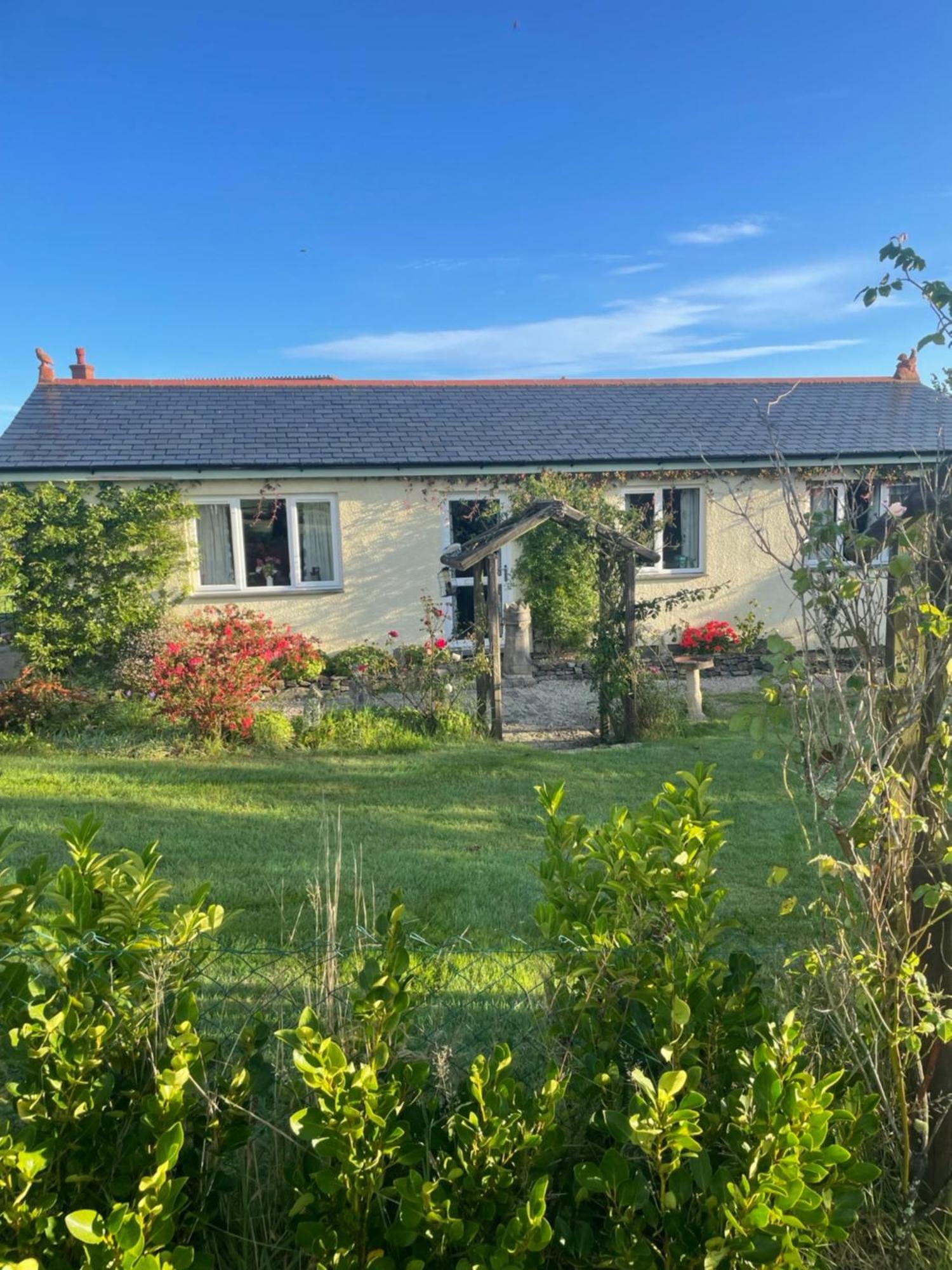 Honeycomb - A Quiet, Charming, Cosy Retreat In The Countryside Only 2 Miles From One Of Cornwall's Beaches * Truro