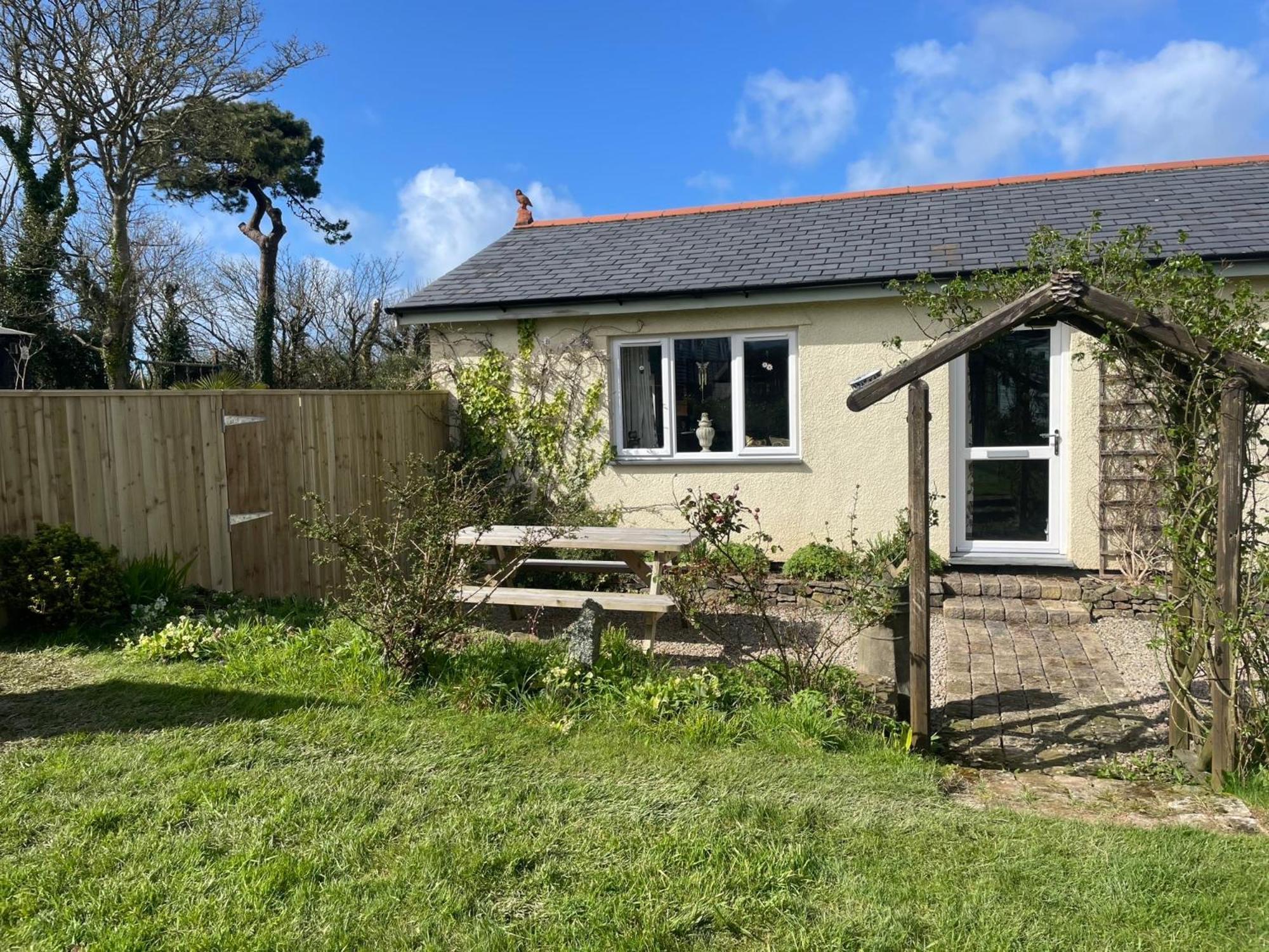 Holiday home Honeycomb - A Quiet, Charming, Cosy Retreat In The Countryside Only 2 Miles From One Of Cornwall's Beaches Truro