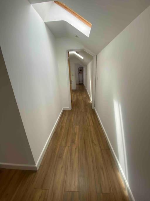 Escape Apartment *