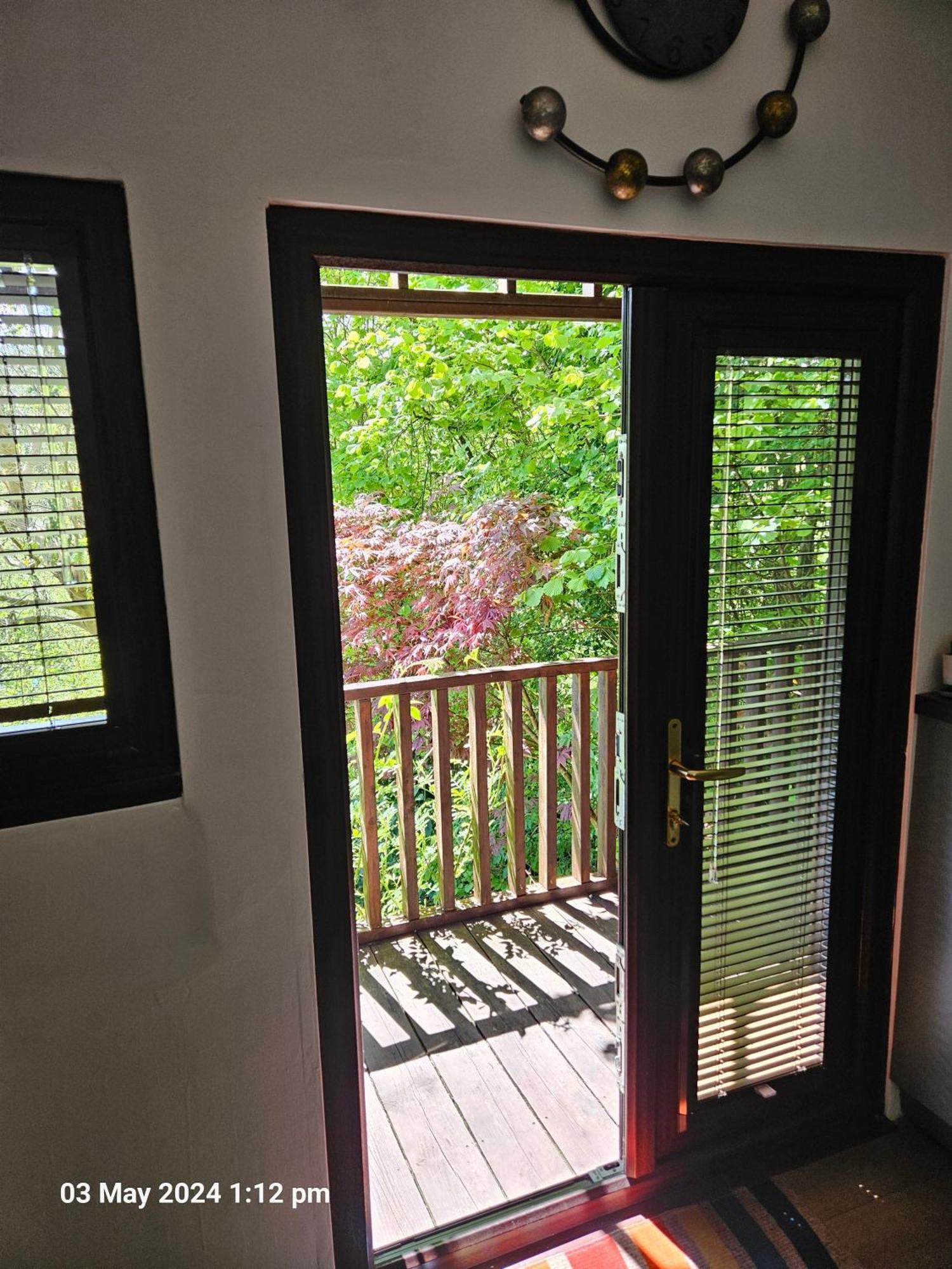 Treetops Lodge, Private Parking & Garden *