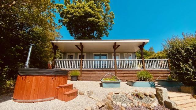 Blankednick Boltholes - 3 Beautiful Family Or Couples Cornish Getaways Truro