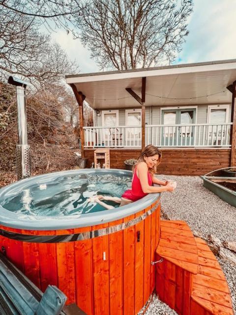 Blankednick Boltholes - 3 Beautiful Family Or Couples Cornish Getaways *