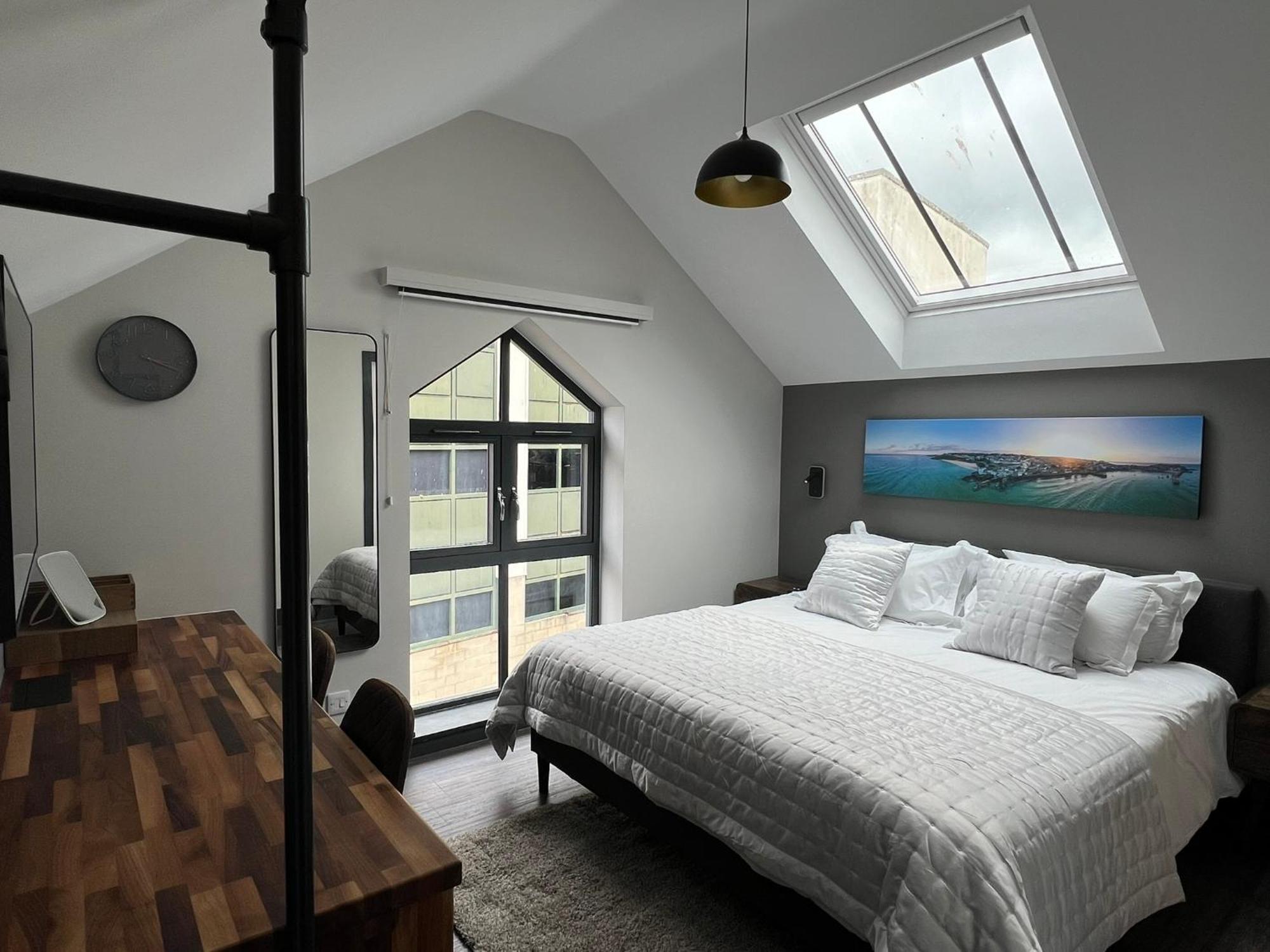 Uno In The - Luxury Serviced Apartment