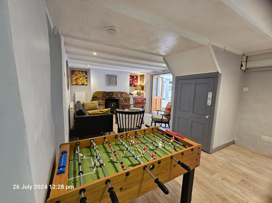 Bannsvale Farmhouse, Mount Hawke, Cornwall, Holiday home