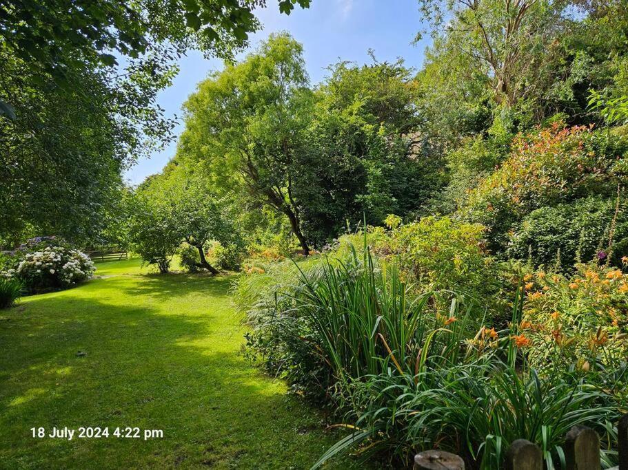 Bannsvale Farmhouse, Mount Hawke, Cornwall, *