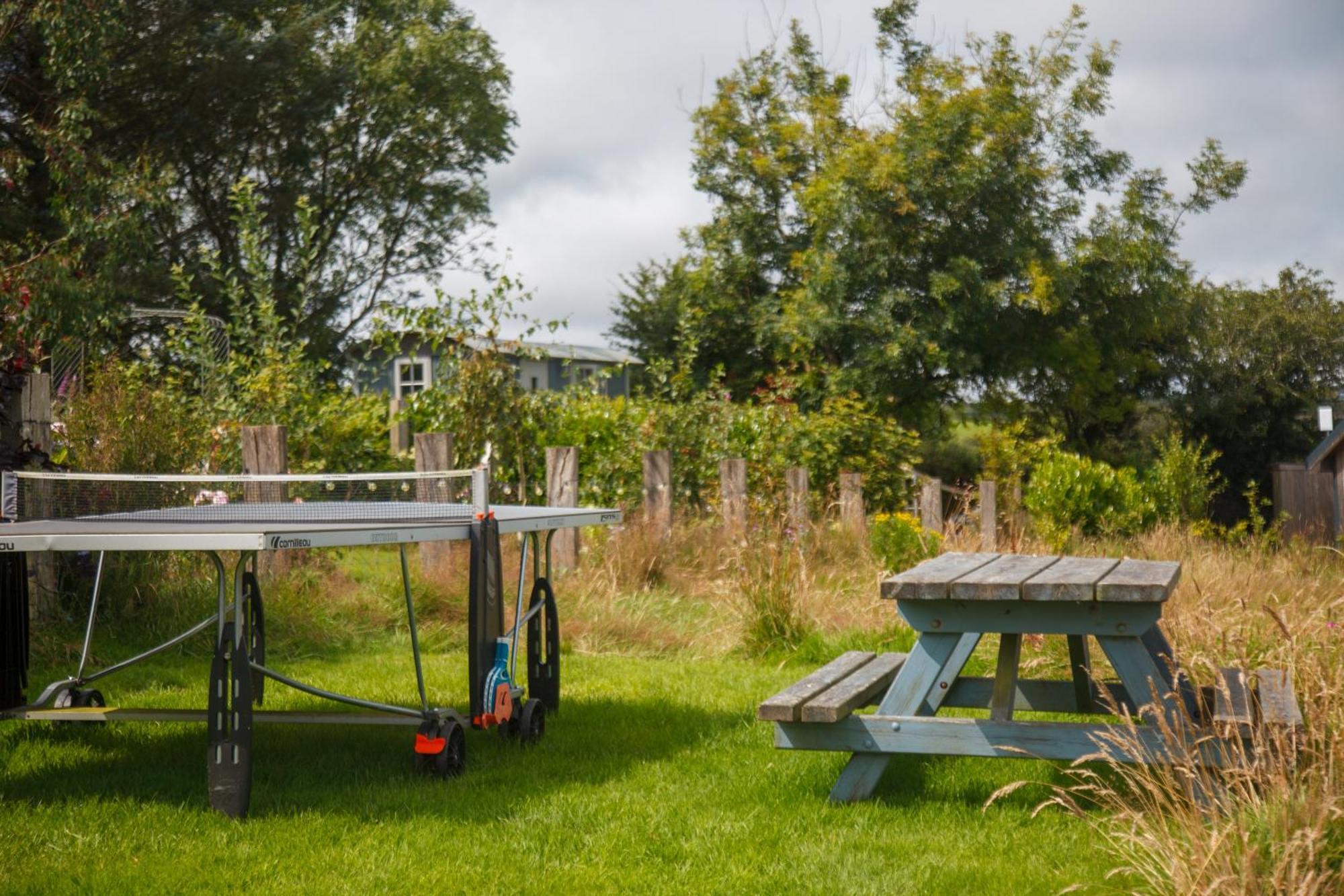 Luxury Shepherd's Hut On Flower Farm With Outdoor Bath In Mid Cornwall Truro