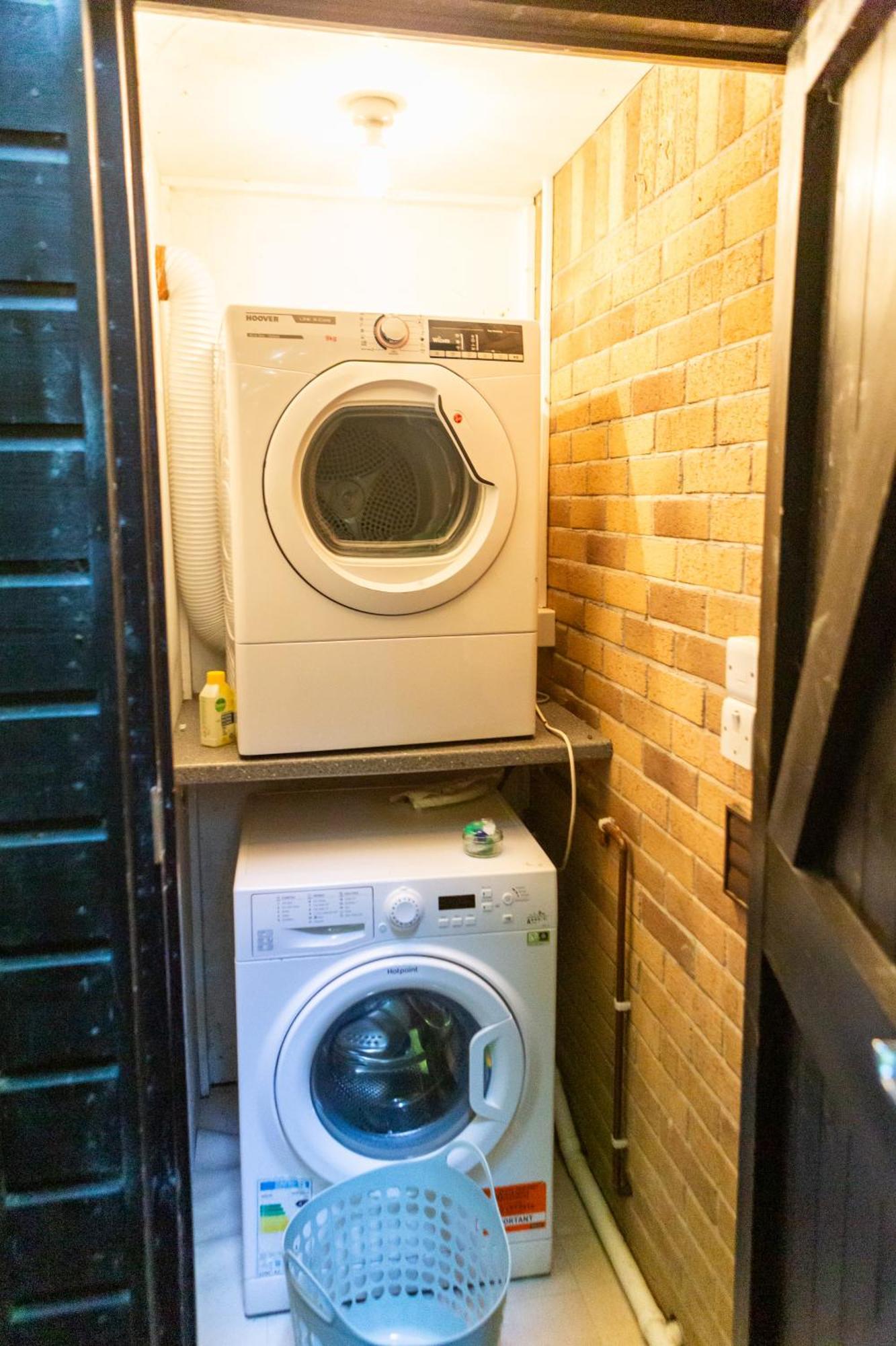 1 Bedroom With Free Parking Truro