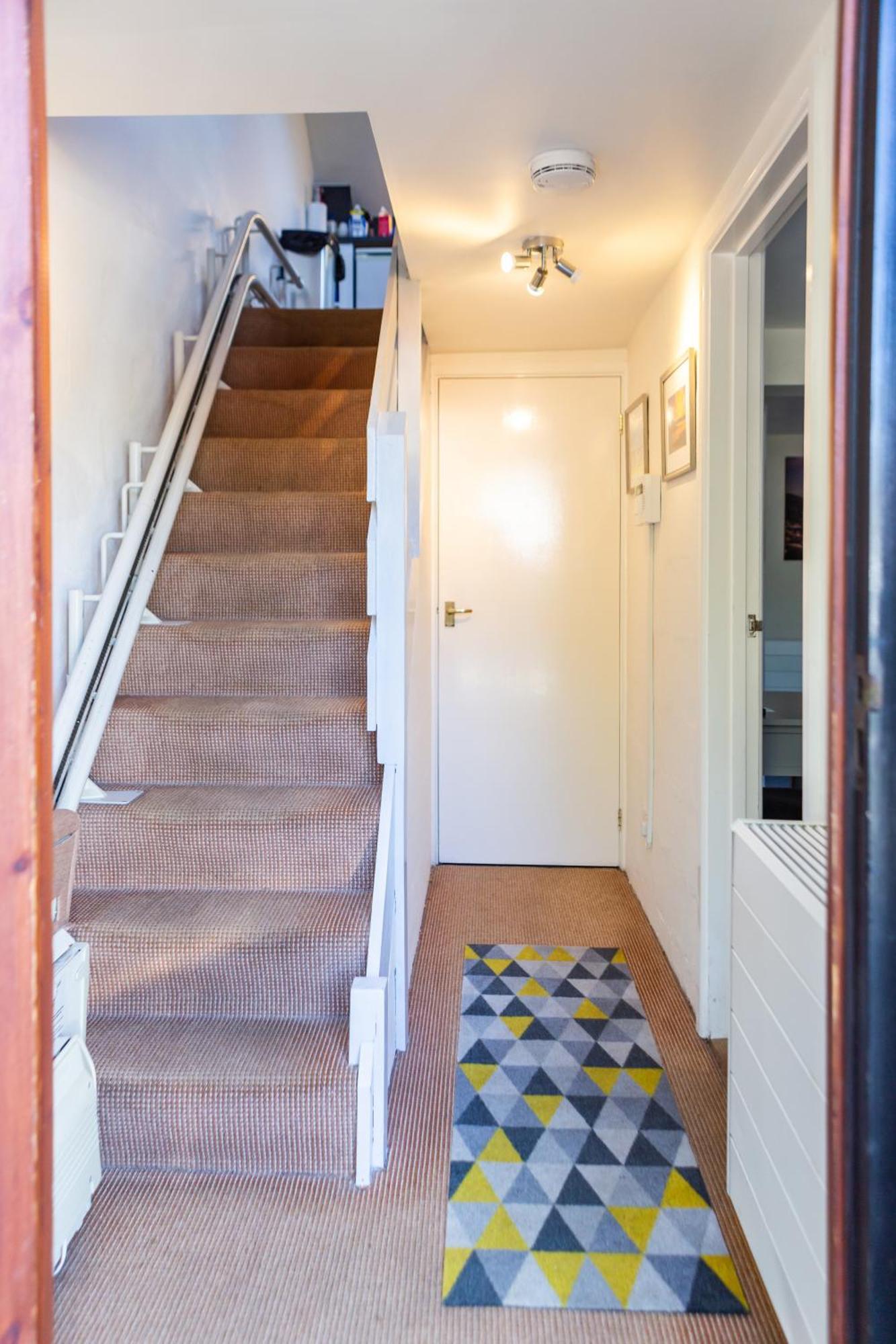 1 Bedroom With Free Parking * Truro