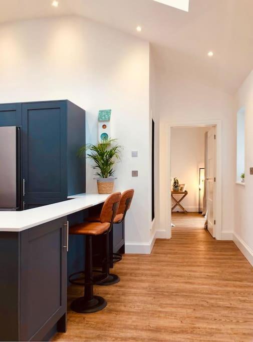 Villa The Cuckoo's Retreat - Luxurious With Private Garden & Jacuzzi *