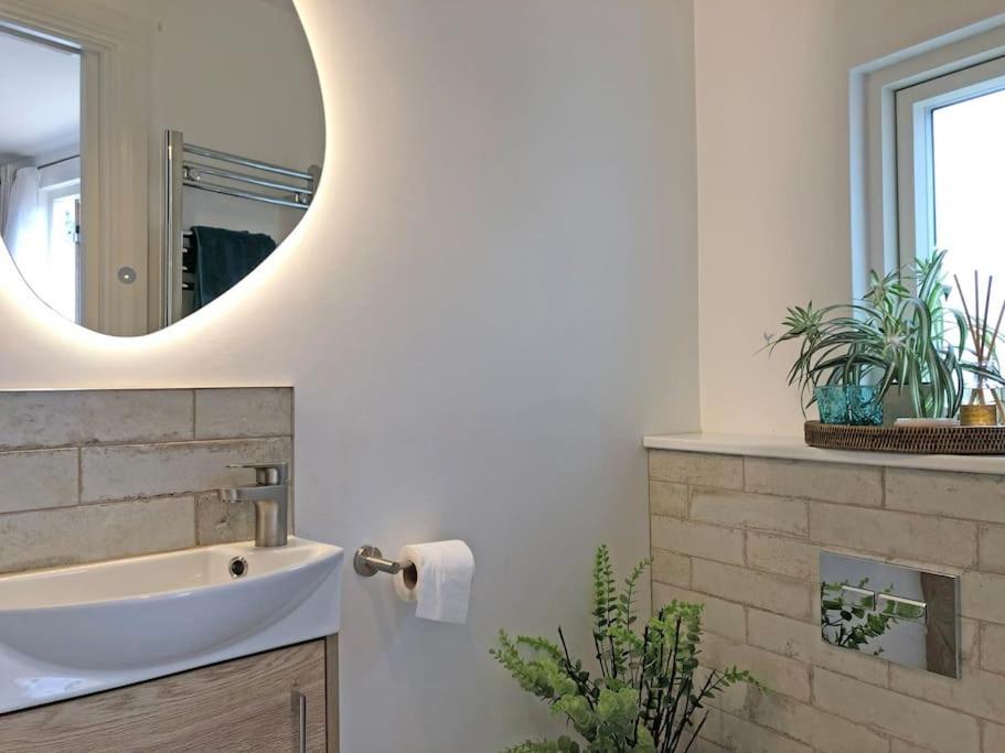 The Cuckoo's Nest - A Romantic & Peaceful Hideaway Truro