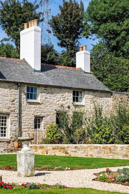 Manor At Cusgarne Manor Adults Only Holiday home