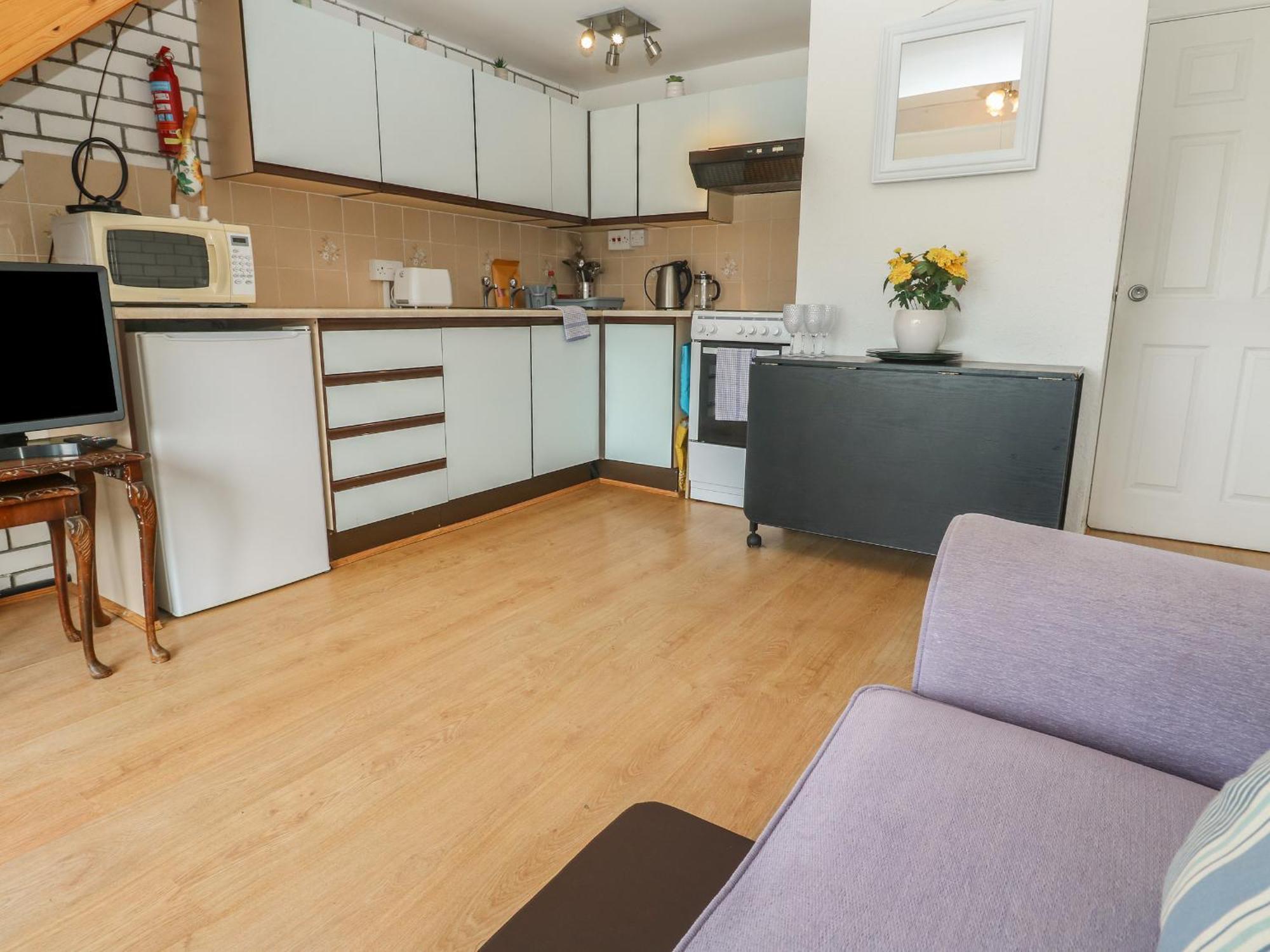 Apartment 16 Seaspray Truro