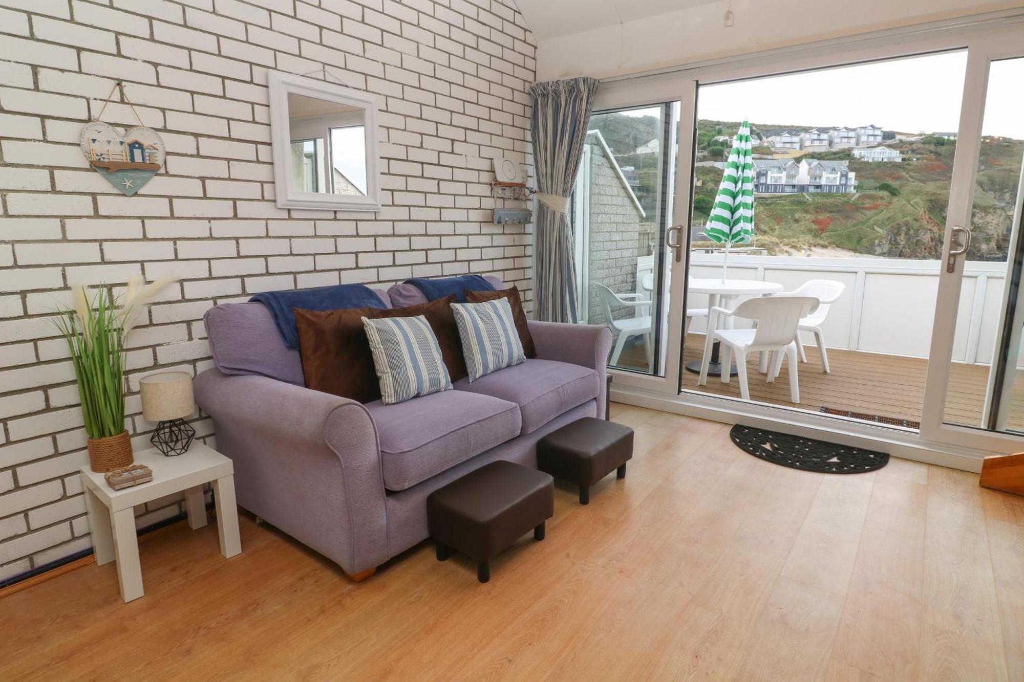 16 Seaspray Truro