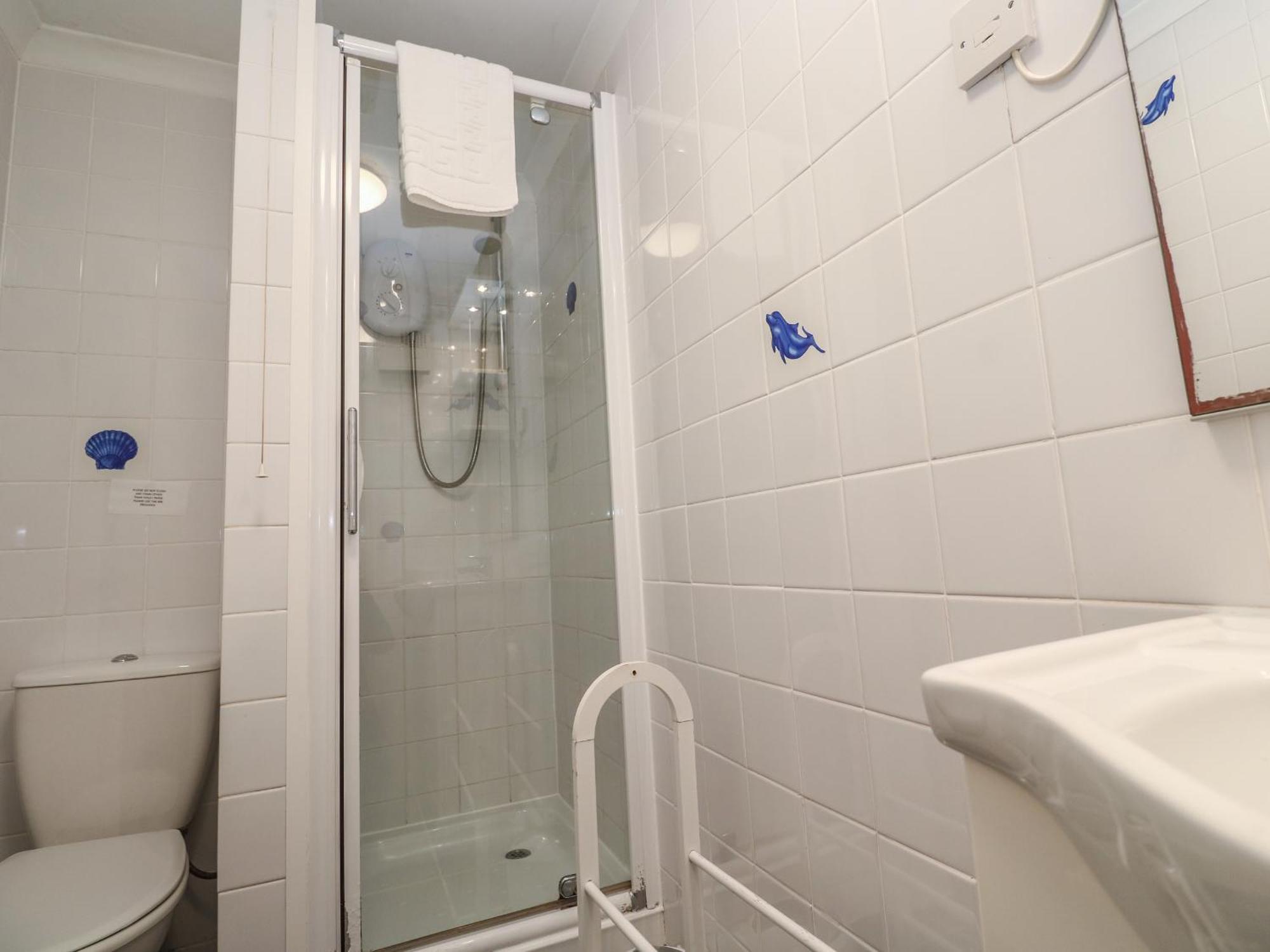 Apartment 16 Seaspray Truro