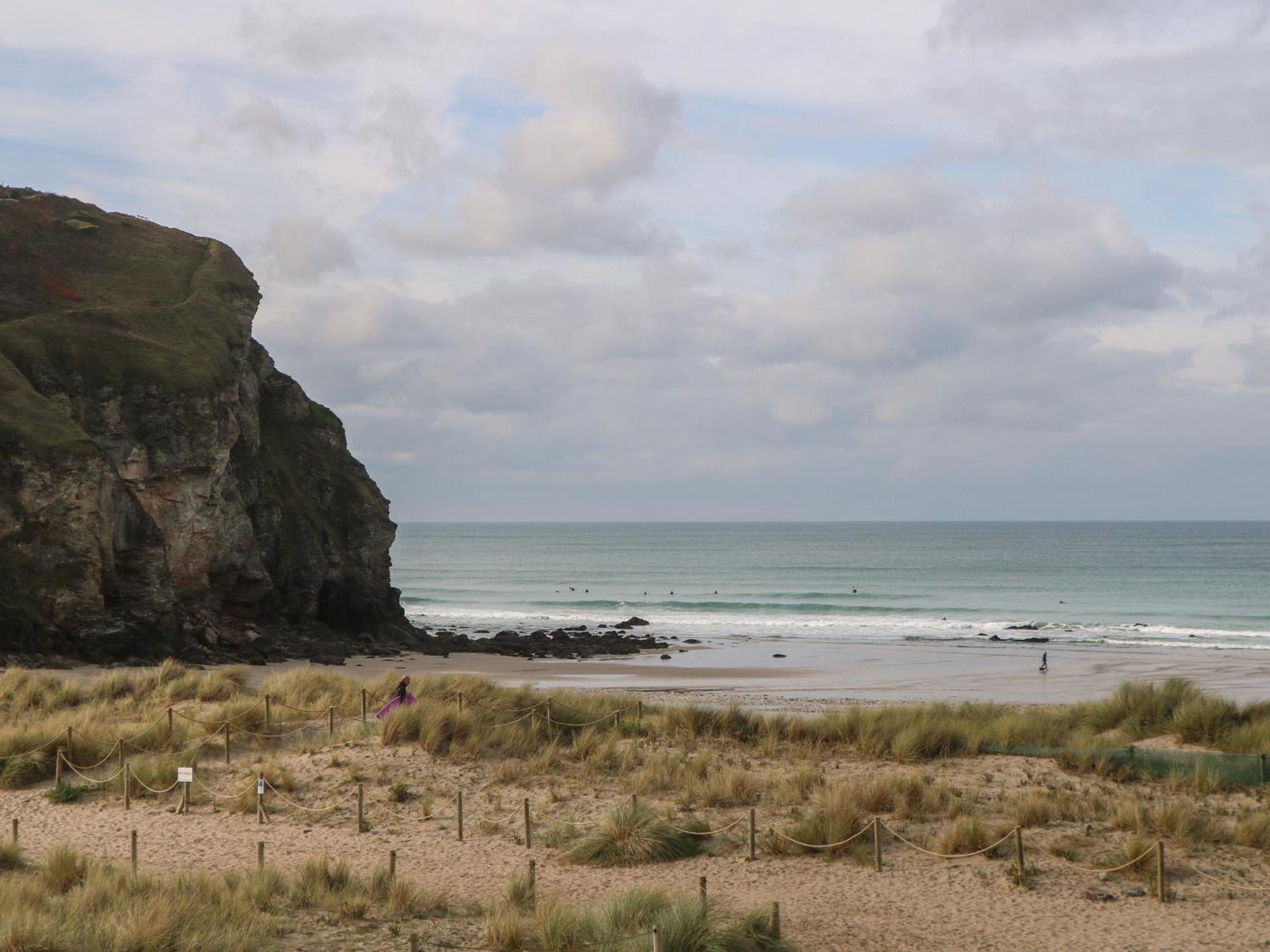 16 Seaspray Apartment