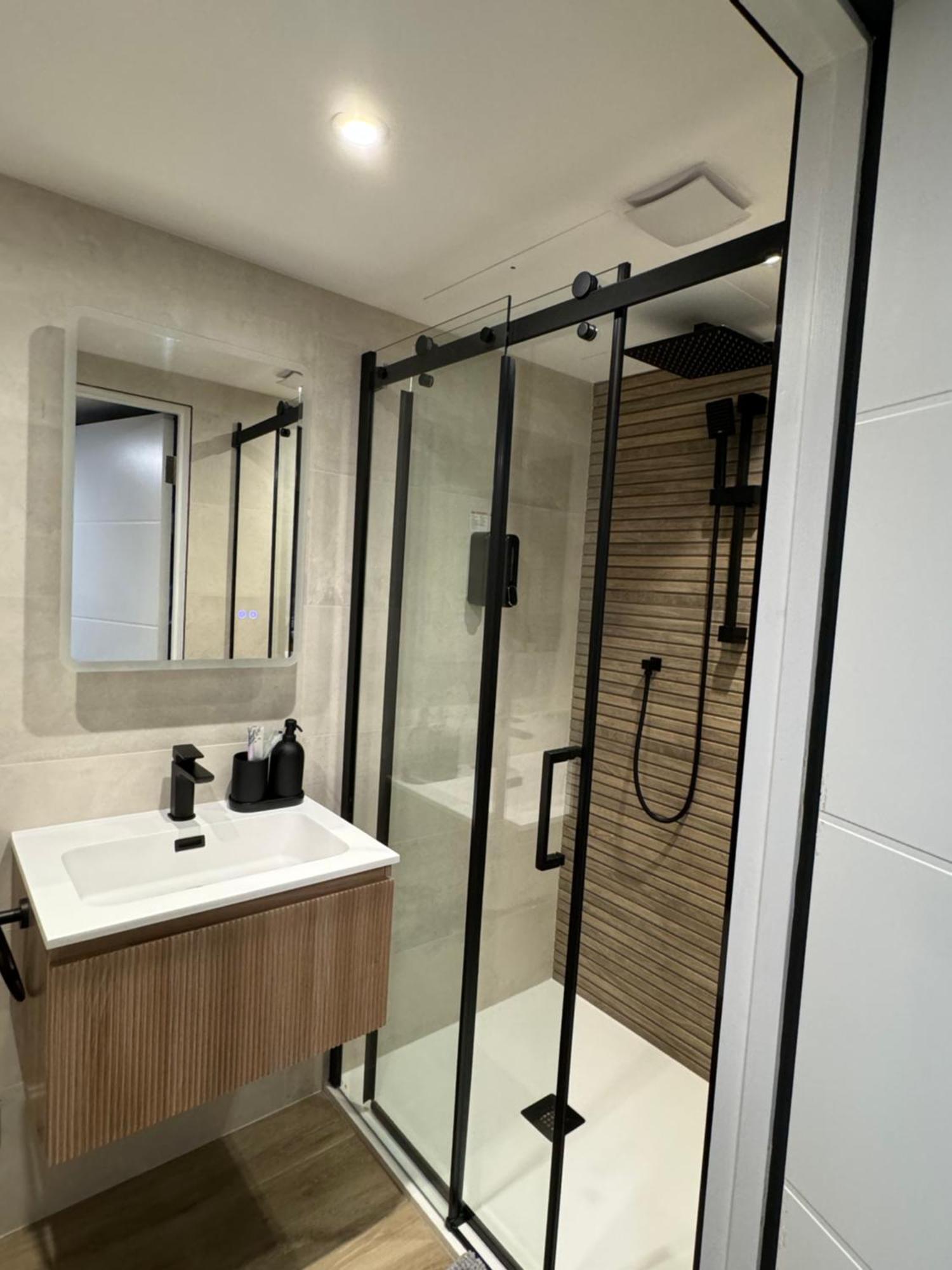 Apartment Uno In The - Luxury Serviced Truro