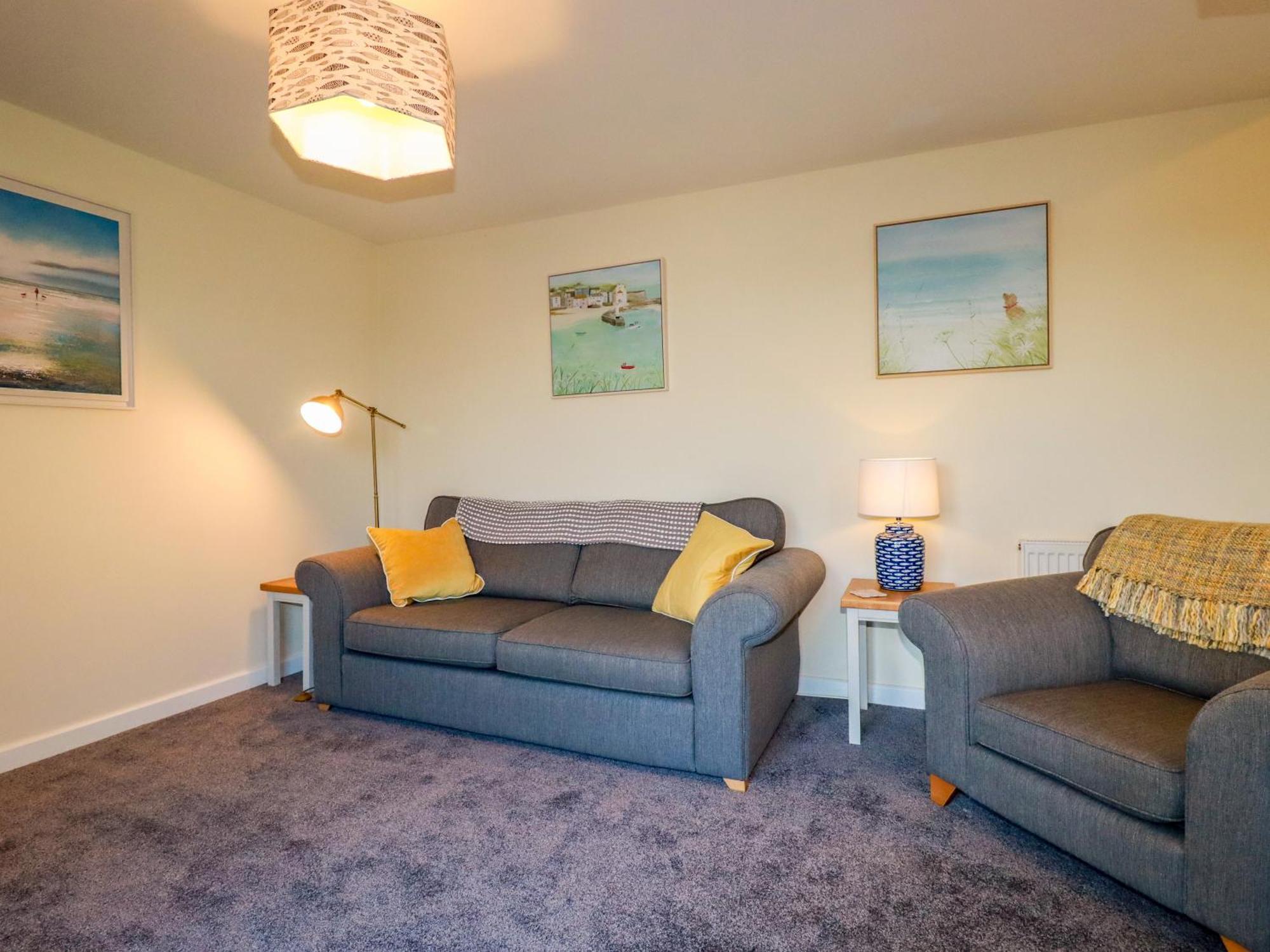 Freesia Apartment *