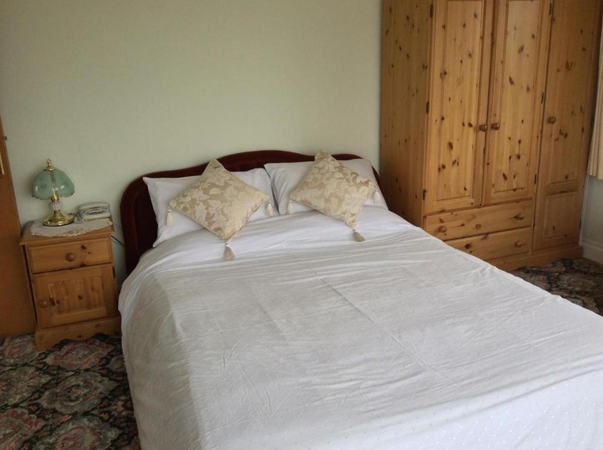 Guest house In Guest - Orchard Manor, Fore Street, Probus