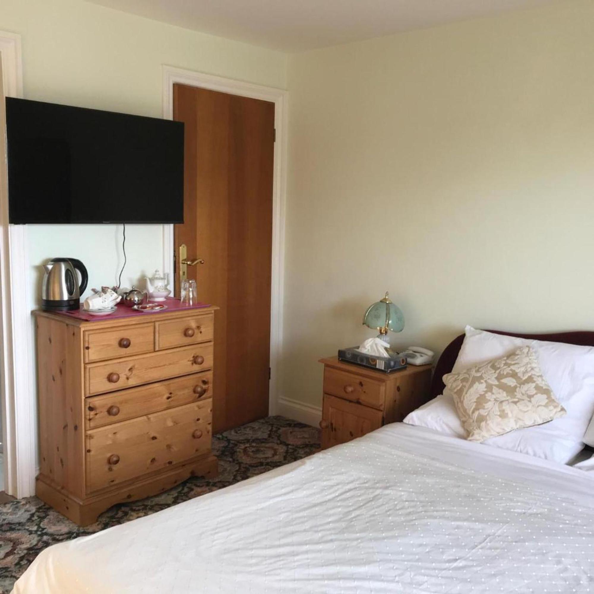 In Guest - Orchard Manor, Fore Street, Probus Guest house Truro