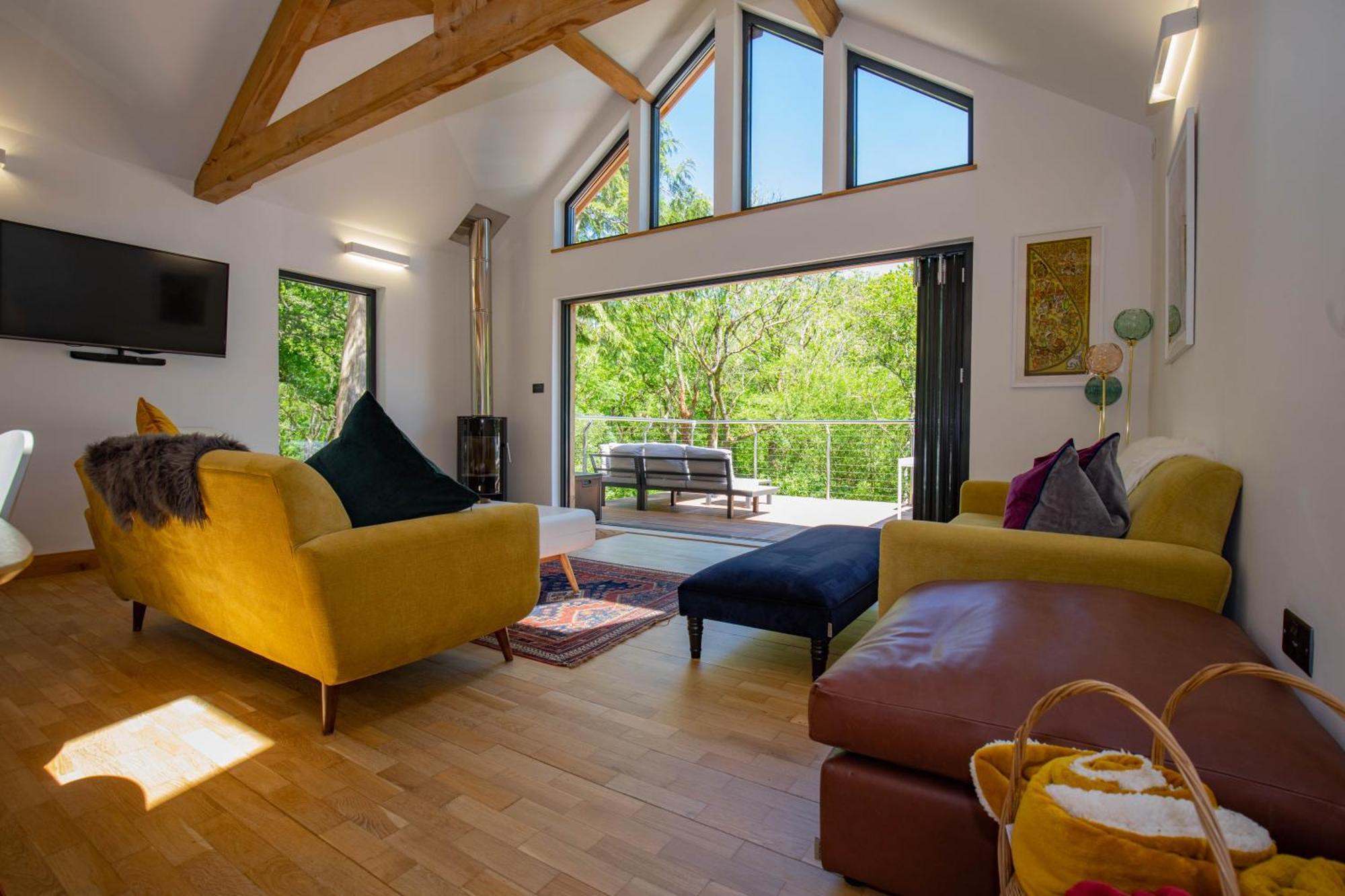 Villa Tresillian Waterfront, Forest, Hot Tub,sauna
