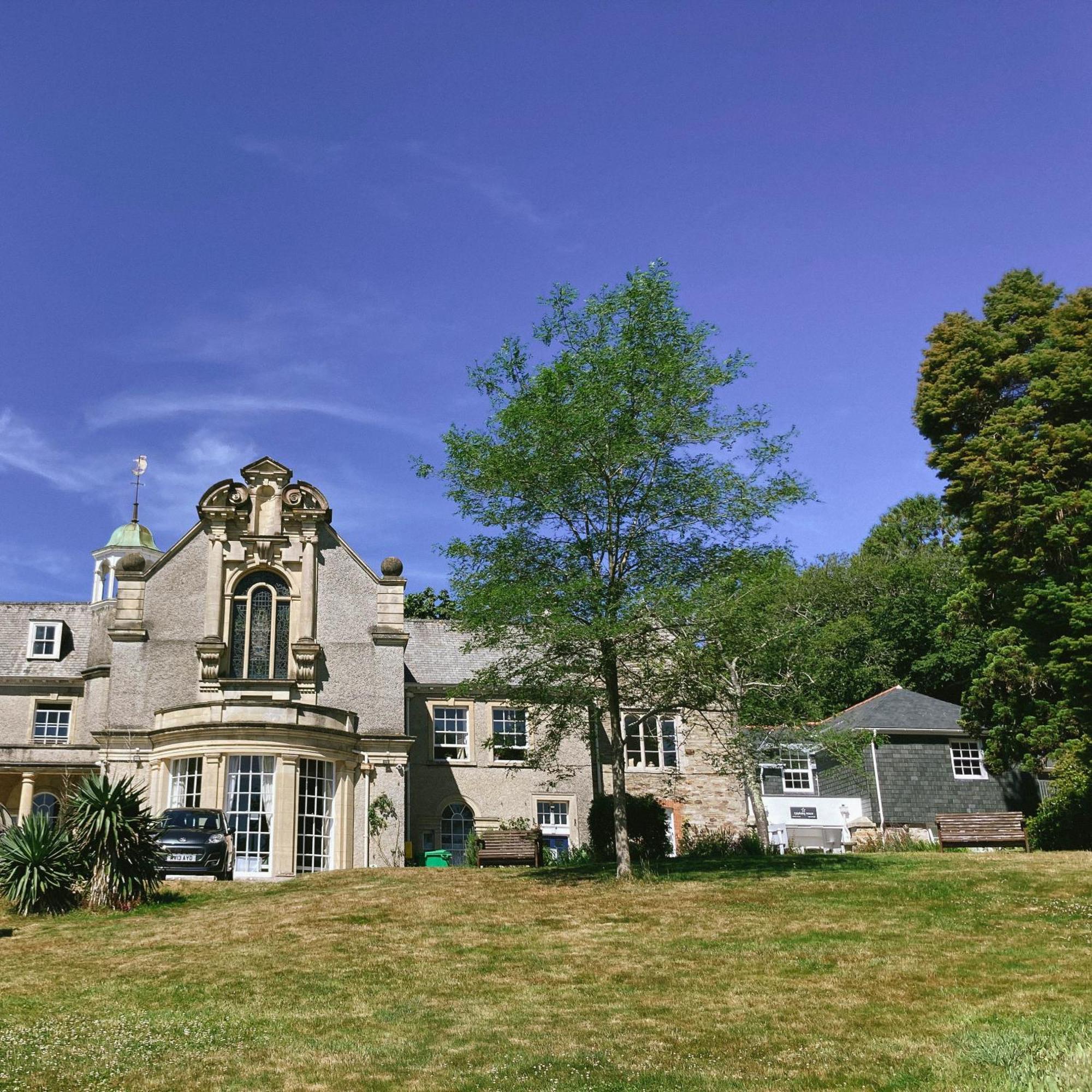 Country house Epiphany House Truro