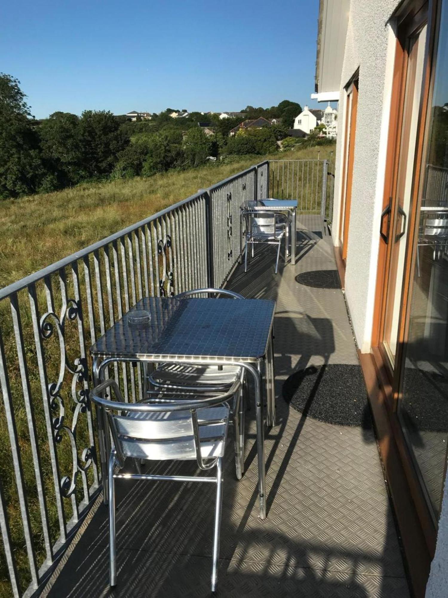 In Guest - Orchard Manor, Fore Street, Nr