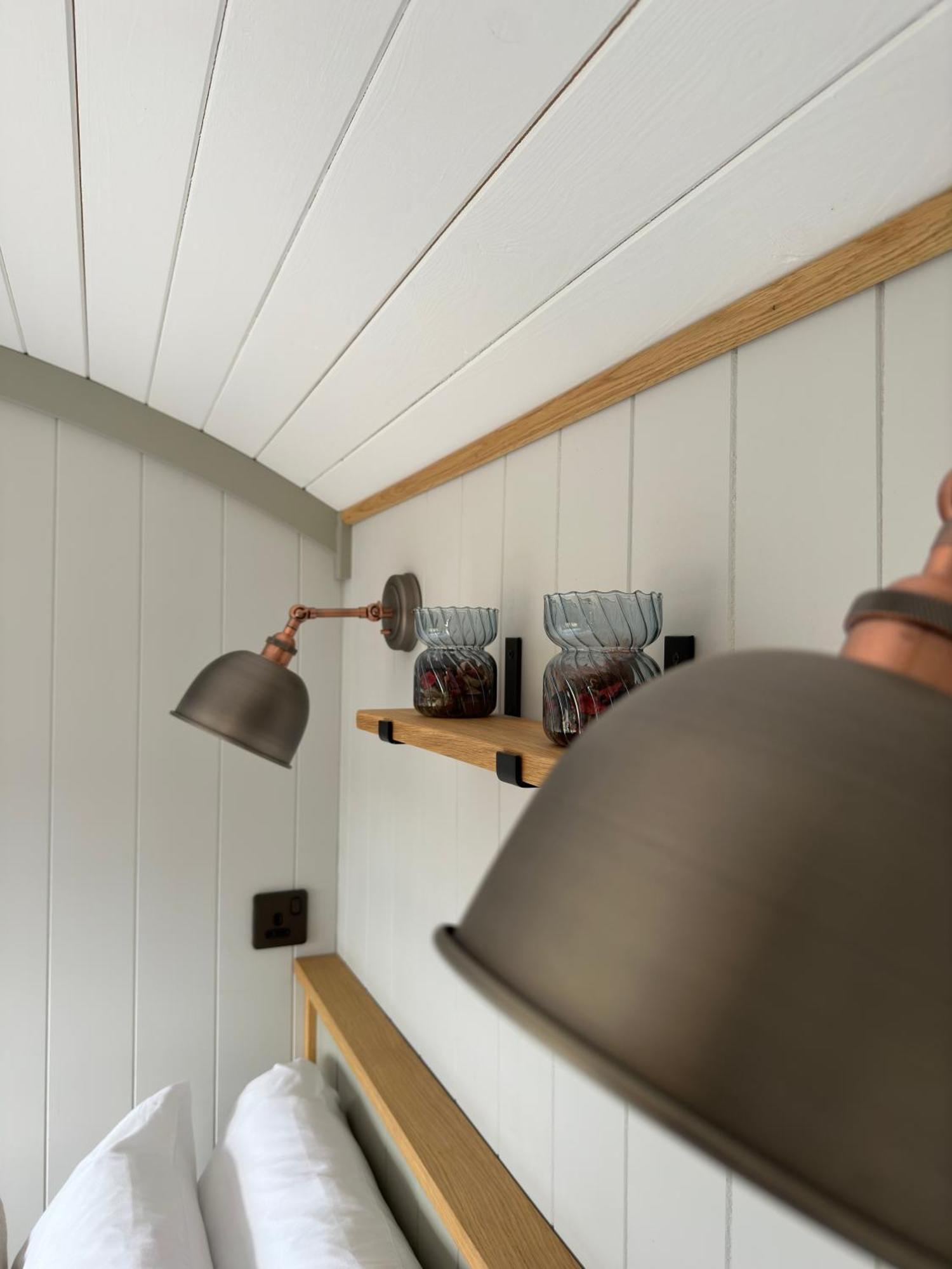 Farm stay Private And Peaceful In A Luxury Shepherds Hut Near Truro